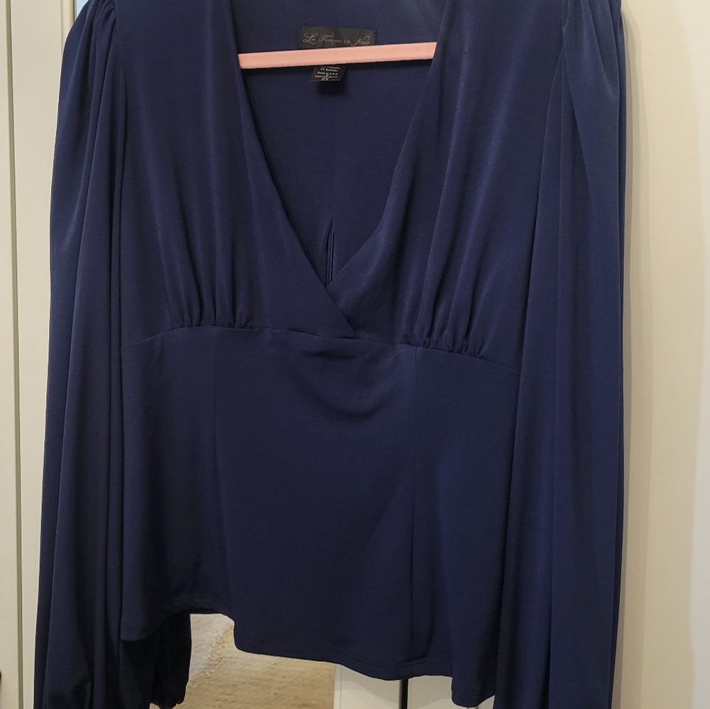 La Femme En Noir Bishop Top Navy 2x